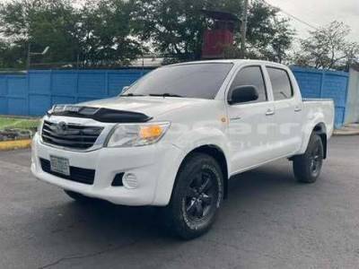 2014 Toyota Hilux